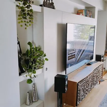 Nordic Design - Uniikki, Keskustassa Apartmán *